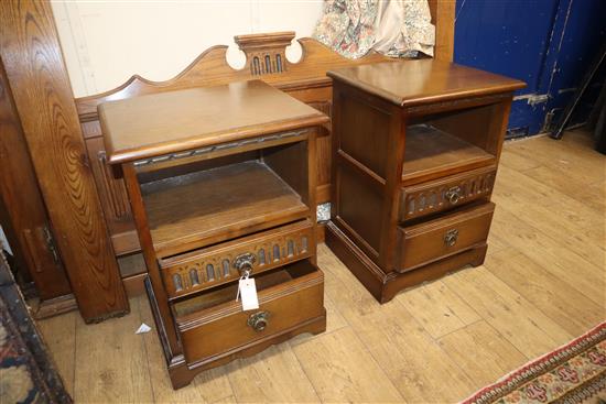 An oak four poster bed and a pair of bedside cabinets W.164cm and 46cm